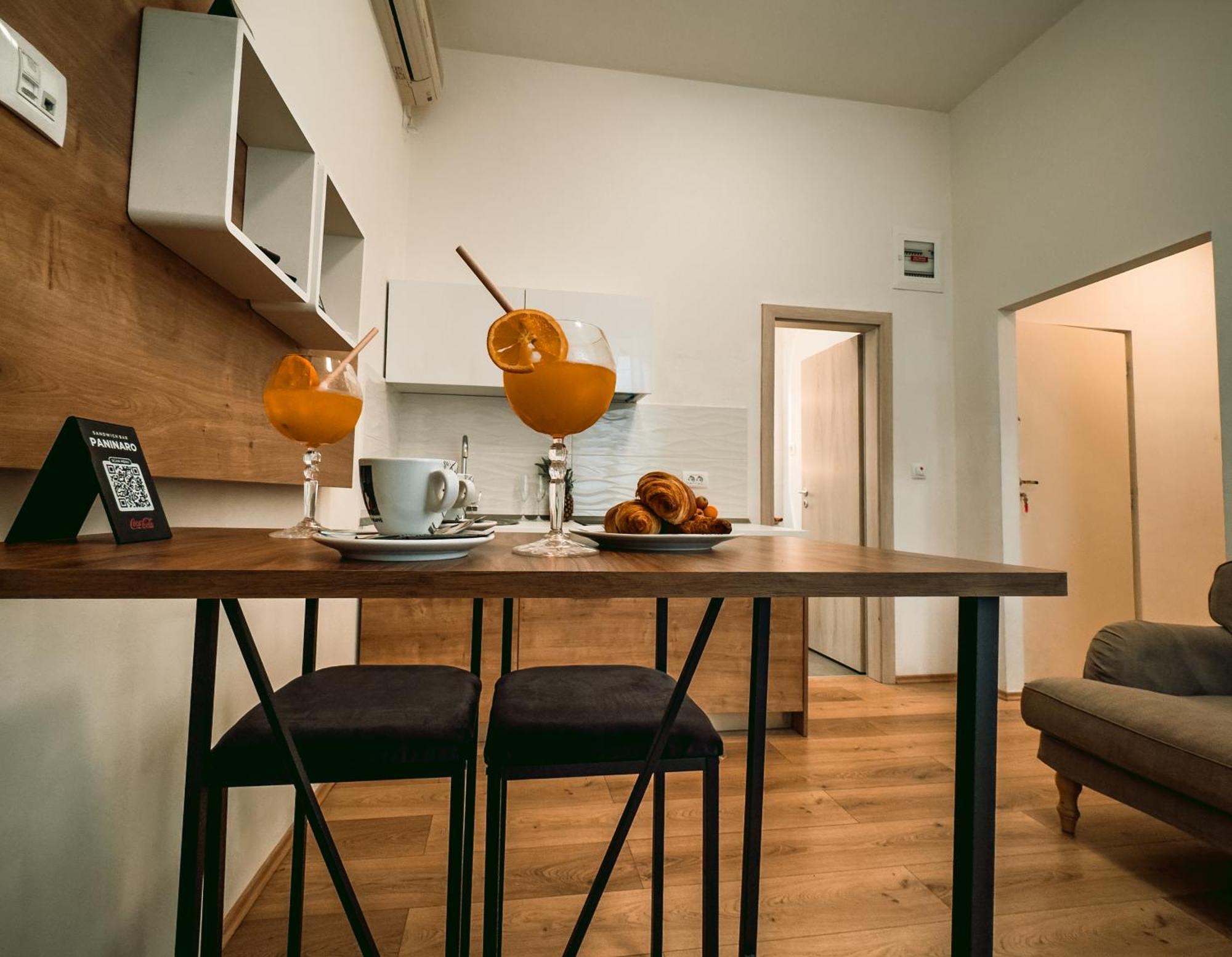Apartment Lucic Old Town *